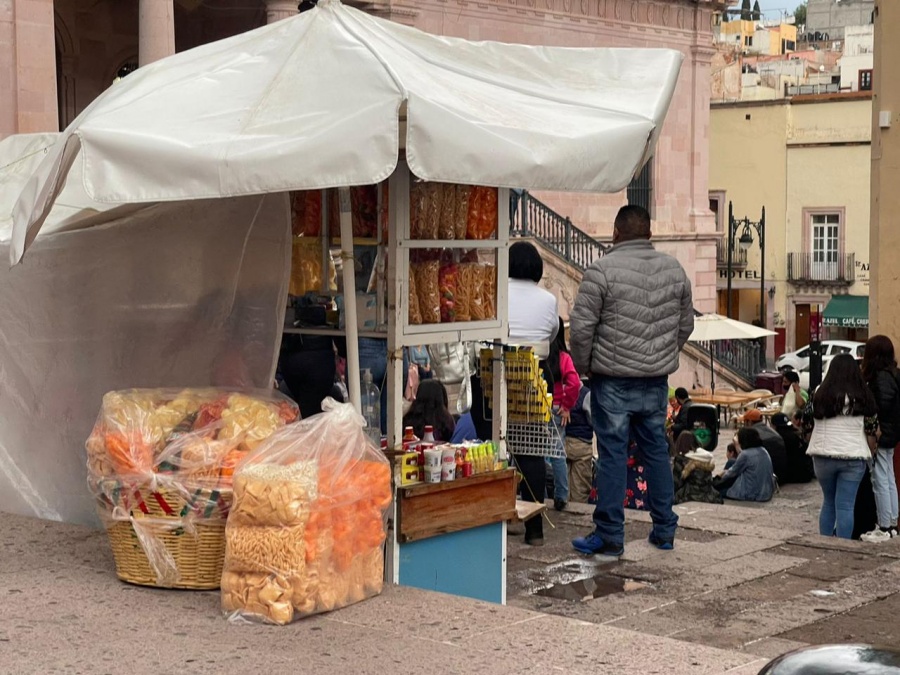 Abrirán más espacio a ambulantes