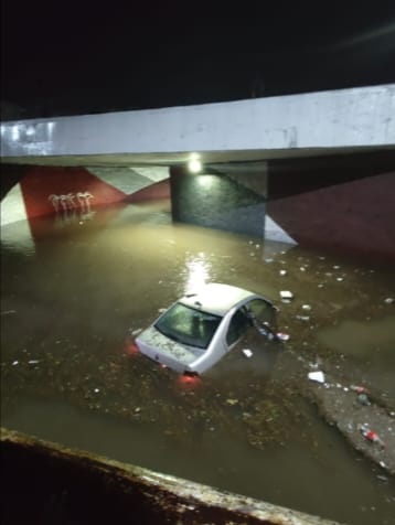 Lluvias causan inundaciones y pérdidas menores