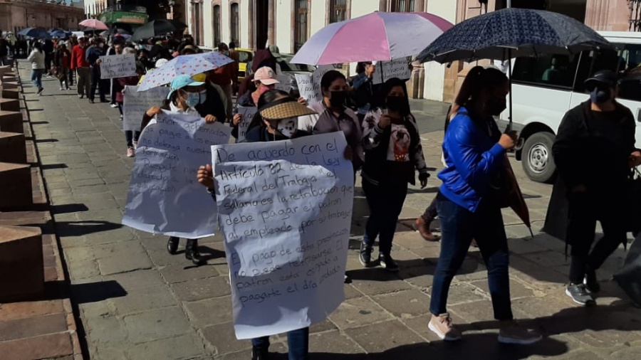 Marchan, de nuevo, inconformes en el centro histórico