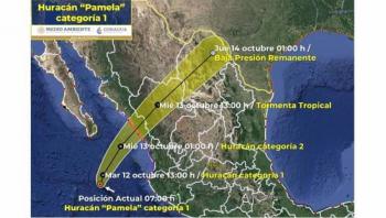 Pamela se fortalece a hurac&aacute;n categor&iacute;a 1 frente a costas de Jalisco