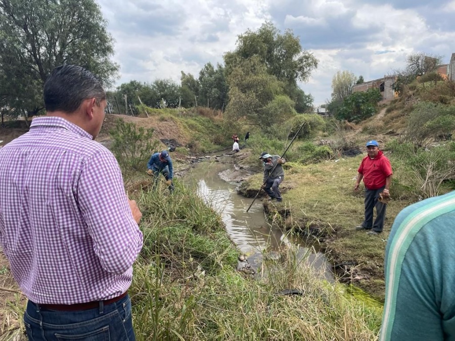 Previenen derrame de aguas negras a río Jomulco