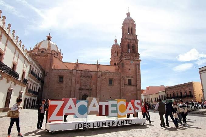 Afirma Le Roy recibir Turismo en cifras rojas