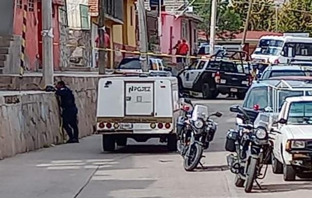 En su jornada de descanso, agreden a otros dos policías