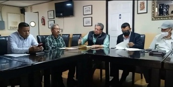 Desplazados abandonan cultivos de durazno