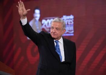 López Obrador asegura que INE busca confrontación política