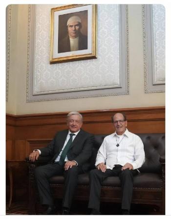 AMLO y Solalinde se re&uacute;nen en Palacio Nacional
