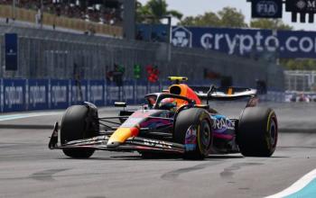 Verstappen da un recital en Miami y mantiene liderato de F1 frente a Checo Pérez